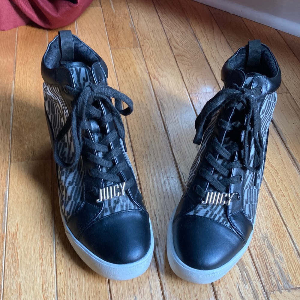 Juicy Couture heeled tennis shoes